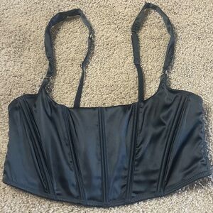 NW/OT Size Small Auden Black Top